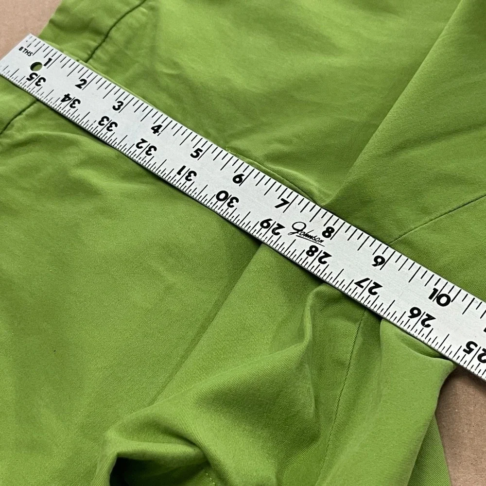 Talbots Women's Petite‎ 4P Green Flat Front Chino Shorts Cotton Blend Stretch